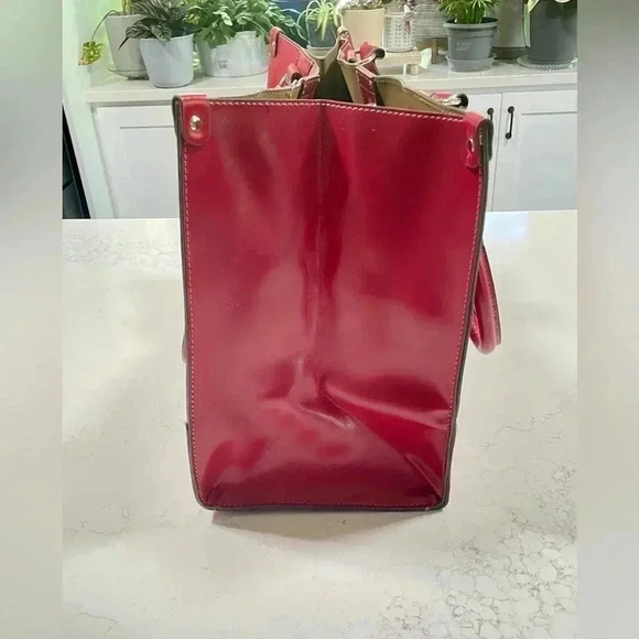 Emilie M. Vintage Red Vegan Leather Tote w/Strap Detail Med SZ - Picture 4 of 10